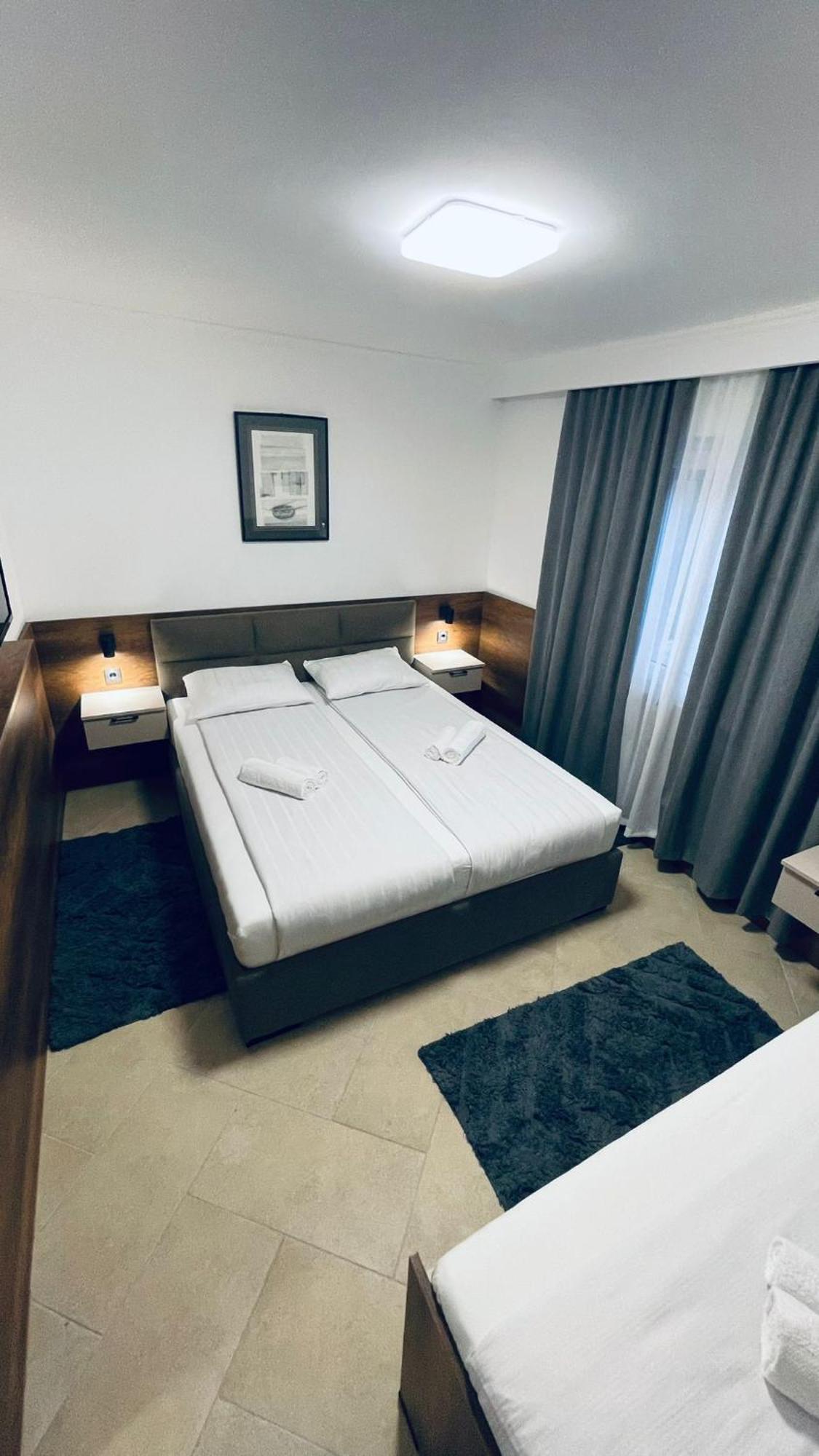Kollar D Guest House - Prenociste Rooms Subotica Exterior foto