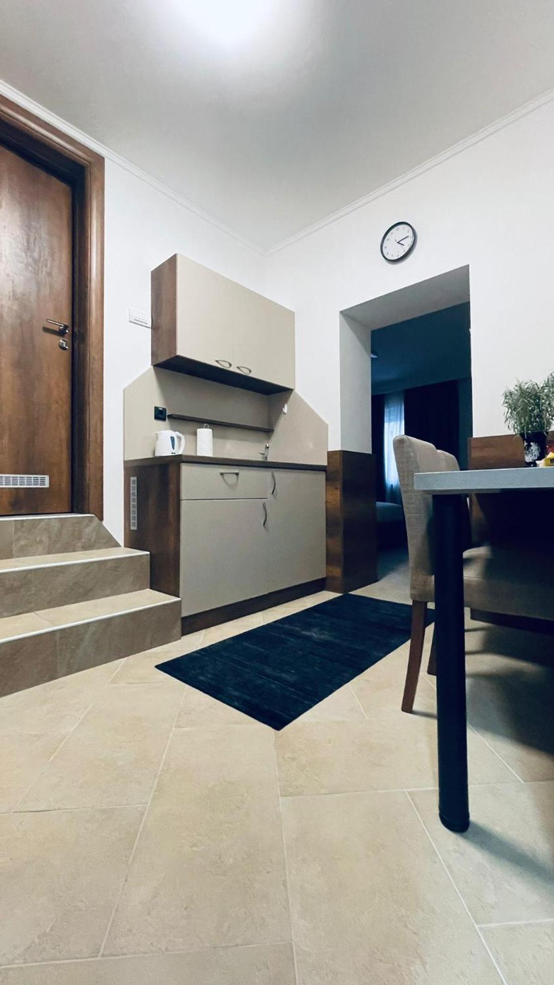 Kollar D Guest House - Prenociste Rooms Subotica Exterior foto